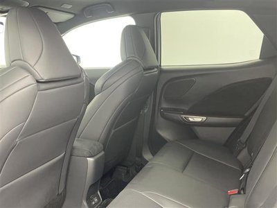 صورة 34 لـ 2025 Lexus LBX