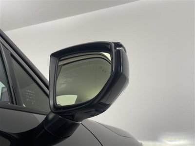 صورة 6 لـ 2025 Lexus LBX