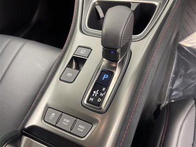 صورة 28 لـ 2025 Lexus LBX