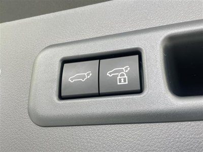 صورة 39 لـ 2025 Lexus LBX