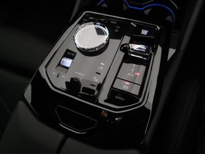 2026 BMW 5 SERIES TOURING — миниатюра 28