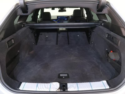 2026 BMW 5 SERIES TOURING 照片 12