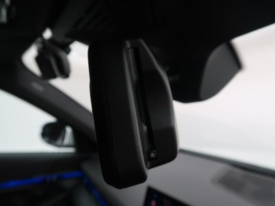 2026 BMW 5 SERIES TOURING — миниатюра 25