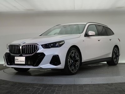 2026 BMW 5 SERIES TOURING — миниатюра 18