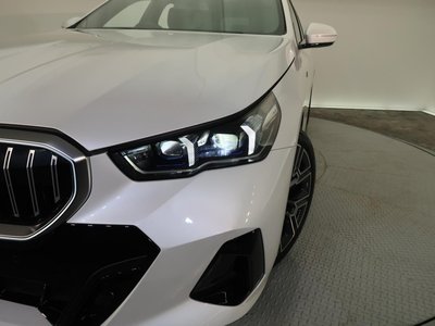 2026 BMW 5 SERIES TOURING 照片 15