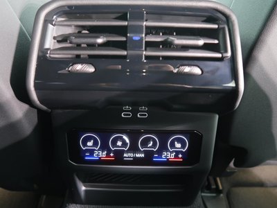 2026 BMW 5 SERIES TOURING — миниатюра 41