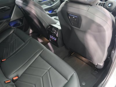2026 BMW 5 SERIES TOURING 照片 11