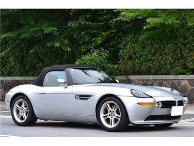 2002 BMW Z8 thumbnail 2