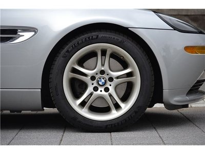 2002 BMW Z8 thumbnail 19