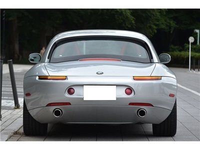 2002 BMW Z8 thumbnail 9