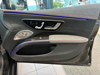 2024 Mercedes-BENZ EQS AMG thumbnail 30