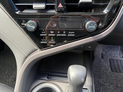صورة 14 لـ 2021 Toyota CAMRY