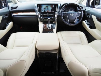 2020 Toyota ALPHARD — фото 20