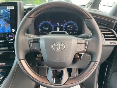 2025 Toyota ALPHARD — фото 22