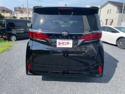 2025 Toyota ALPHARD — фото 7