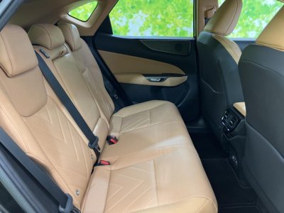 2023 Lexus NX photo 6