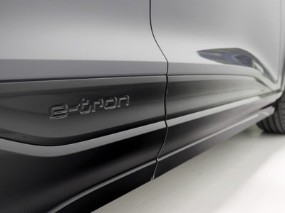 صورة مصغرة 19 لـ 2025 AUDI Q6 E-TRON