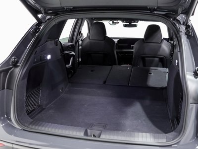 صورة مصغرة 31 لـ 2025 AUDI Q6 E-TRON