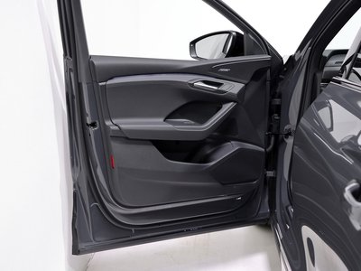 صورة مصغرة 44 لـ 2025 AUDI Q6 E-TRON