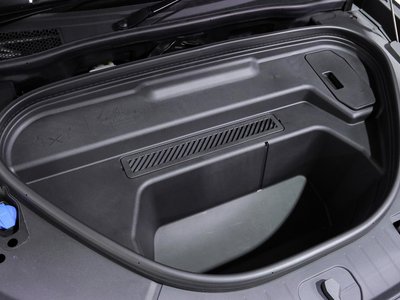 صورة 13 لـ 2025 AUDI Q6 E-TRON