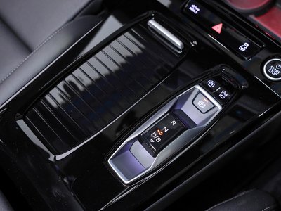 صورة مصغرة 69 لـ 2025 AUDI Q6 E-TRON