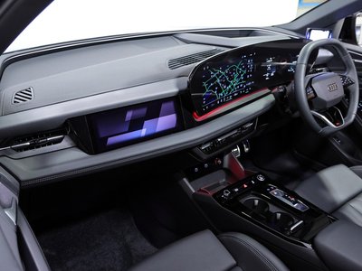 صورة مصغرة 50 لـ 2025 AUDI Q6 E-TRON