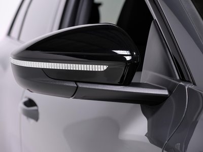 صورة 11 لـ 2025 AUDI Q6 E-TRON