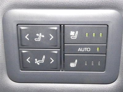 صورة 18 لـ 2023 Toyota ALPHARD