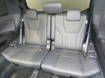 صورة 31 لـ 2023 Toyota ALPHARD