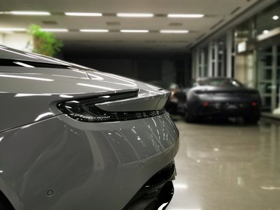 صورة مصغرة 37 لـ 2018 Aston Martin DB11