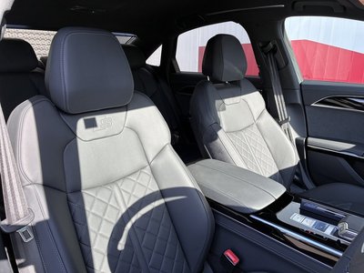 صورة مصغرة 13 لـ 2025 AUDI A8