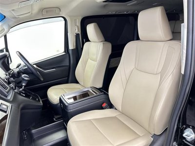 صورة مصغرة 32 لـ 2020 Toyota GRAND ACE