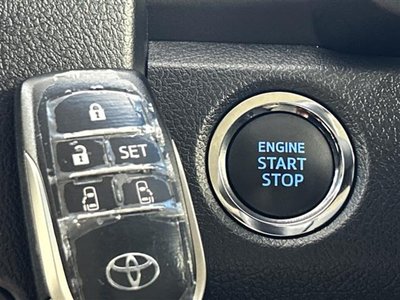 صورة 9 لـ 2020 Toyota GRAND ACE