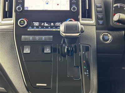 صورة مصغرة 24 لـ 2020 Toyota GRAND ACE