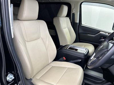 صورة مصغرة 13 لـ 2020 Toyota GRAND ACE