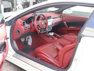 2013 Ferrari FF 照片 15