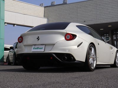 2013 Ferrari FF 照片 9
