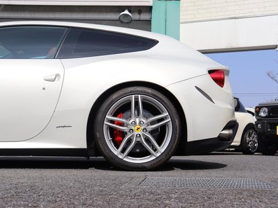 2013 Ferrari FF 照片 37