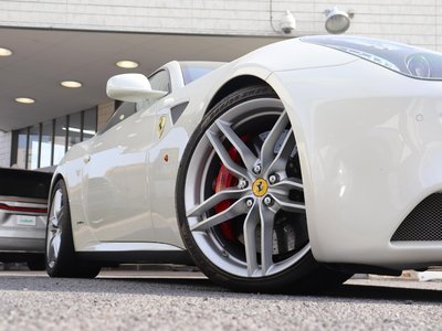 2013 Ferrari FF 照片 14