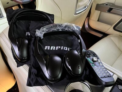 صورة 53 لـ 2011 Aston Martin RAPIDE