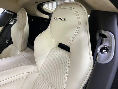 صورة 54 لـ 2011 Aston Martin RAPIDE