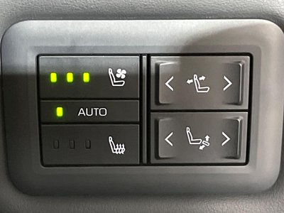 2024 Toyota ALPHARD — фото 36