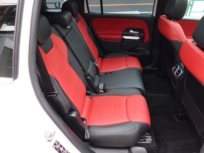 صورة 12 لـ 2022 Mercedes-BENZ GLB AMG
