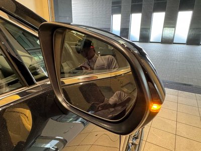 صورة 33 لـ 2024 Lexus RX