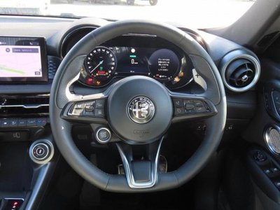 2025 ALFA Romeo TONALE 照片 13