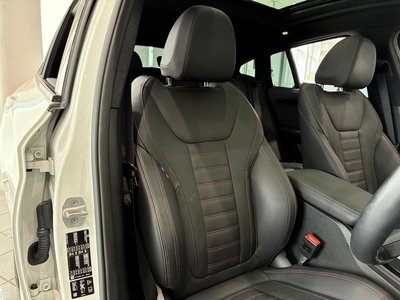 2022 BMW X4 photo 10