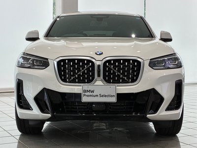 2022 BMW X4 photo 2