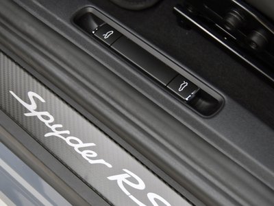 2025 Porsche 718 SPYDER 缩略图 24