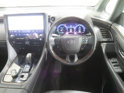 2023 Toyota ALPHARD — фото 9