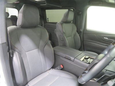 2023 Toyota ALPHARD — фото 11